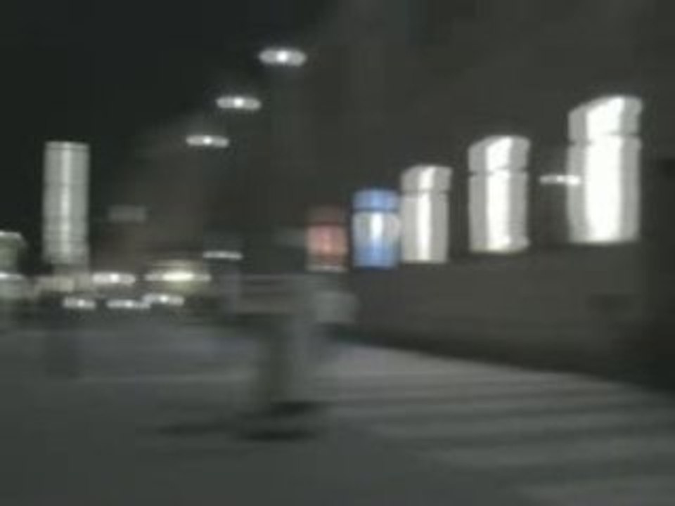 M2U00280