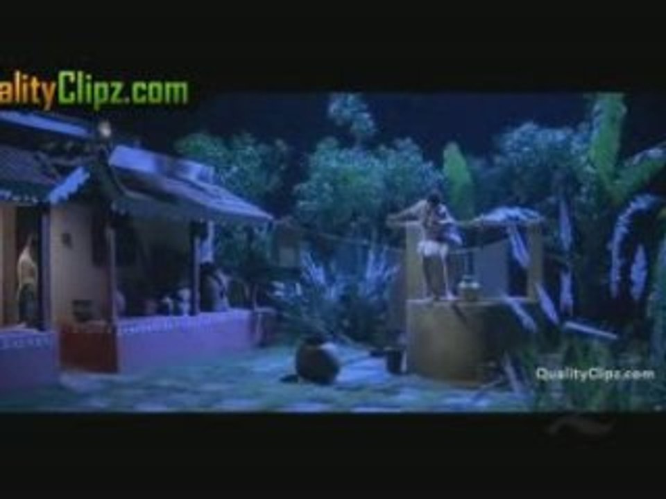 Jayam song " KavithaieTheriyumaa "