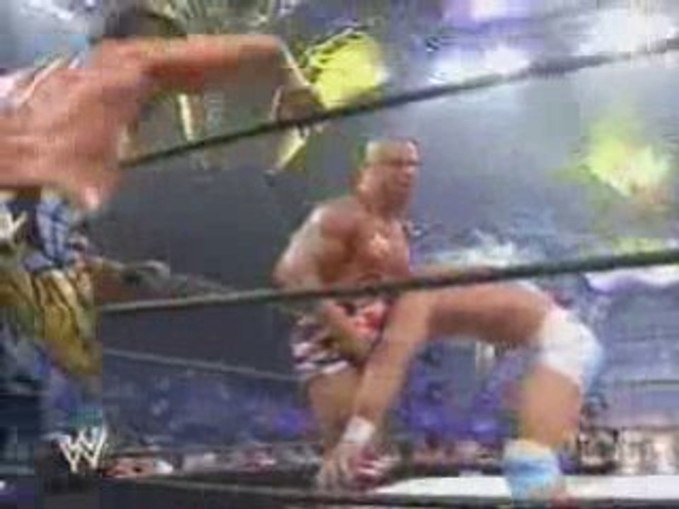 Rey Mysterio team vs Eddie Guerrero team