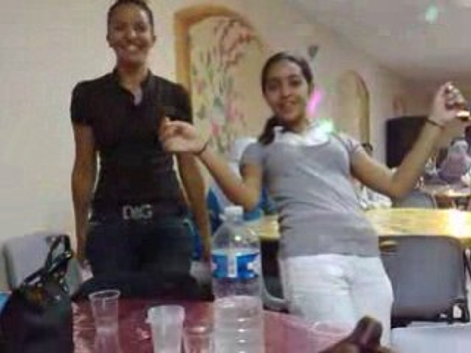 lilou et chaima au mariage