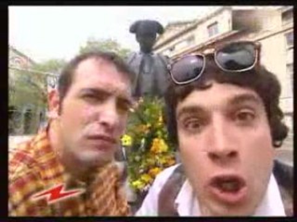 Farce Attaque à Nîmes