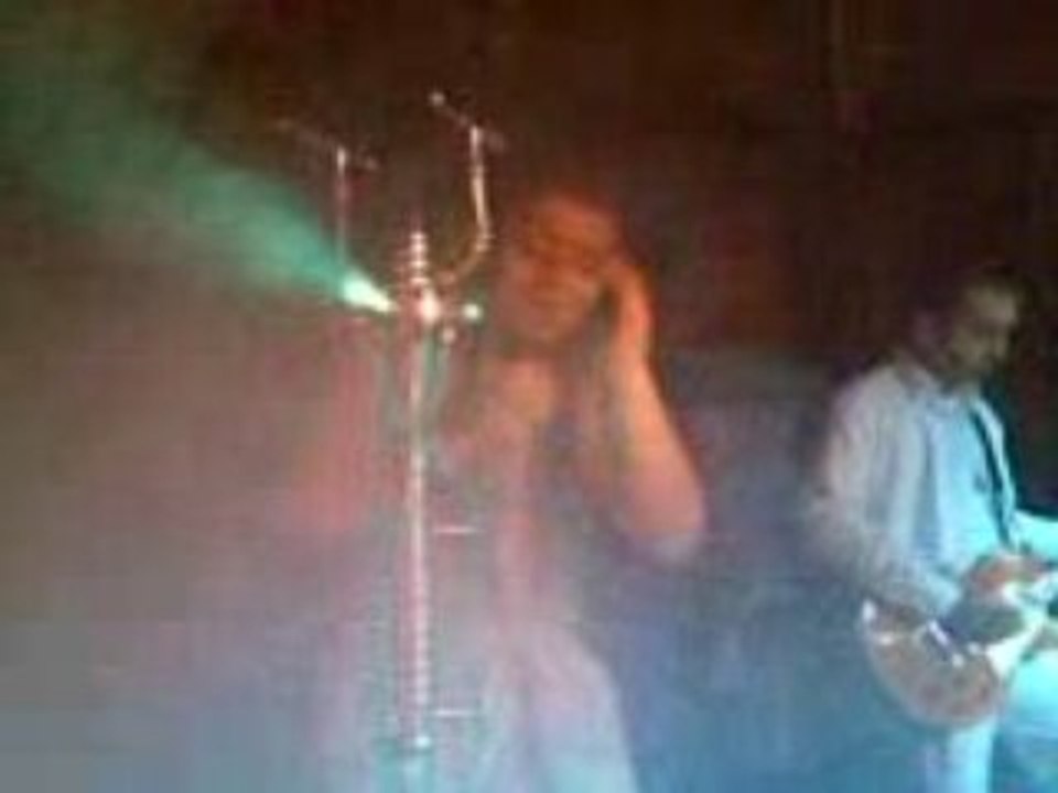 Hüzünle karşık izmit maas club