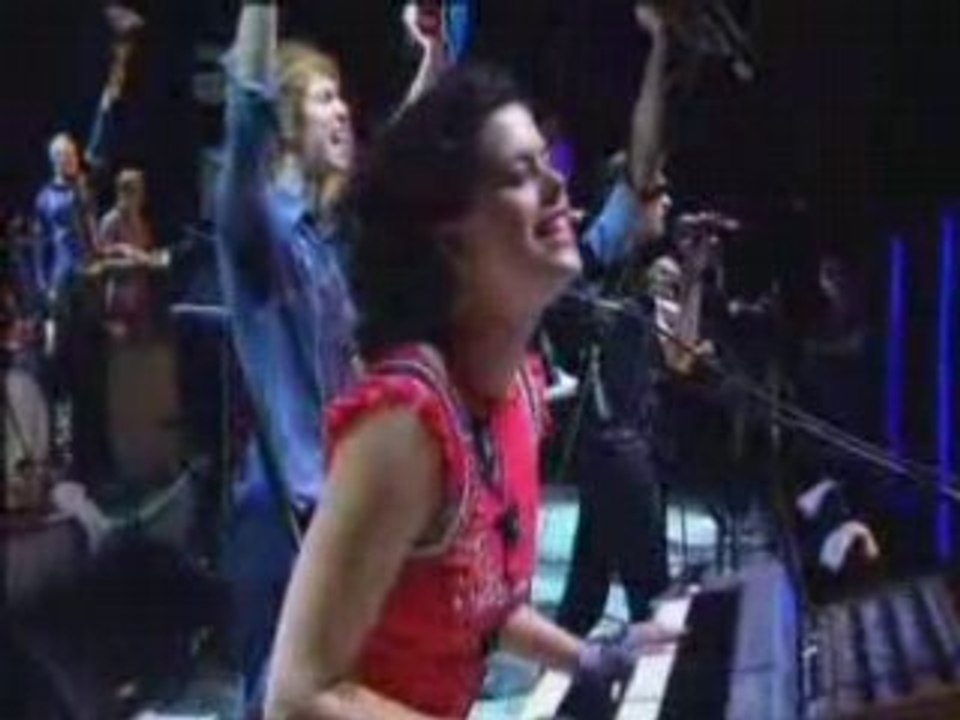 The Arcade Fire - Wake Up (Live At Glastonbury 2007)