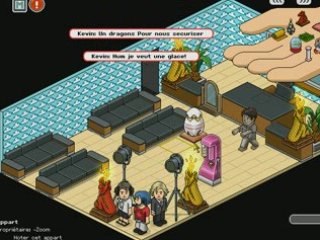 Vidéo de habbo hotel mike