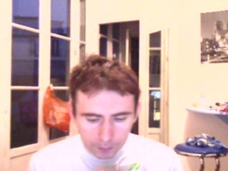 Wiwi égratigne "Elle tu l'aimes"