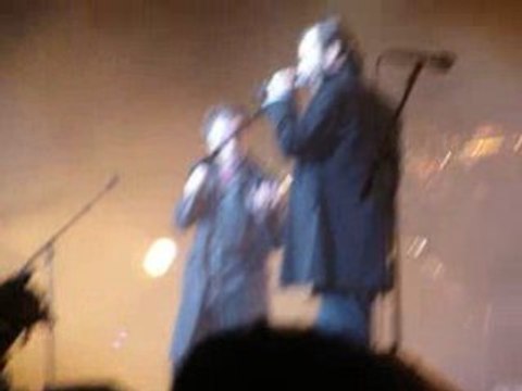 DIONYSOS CANTONA ZENITH PARIS