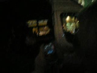 Arrivée d'Amel devant les bureaux de Tendance Ouest(6/11/08)