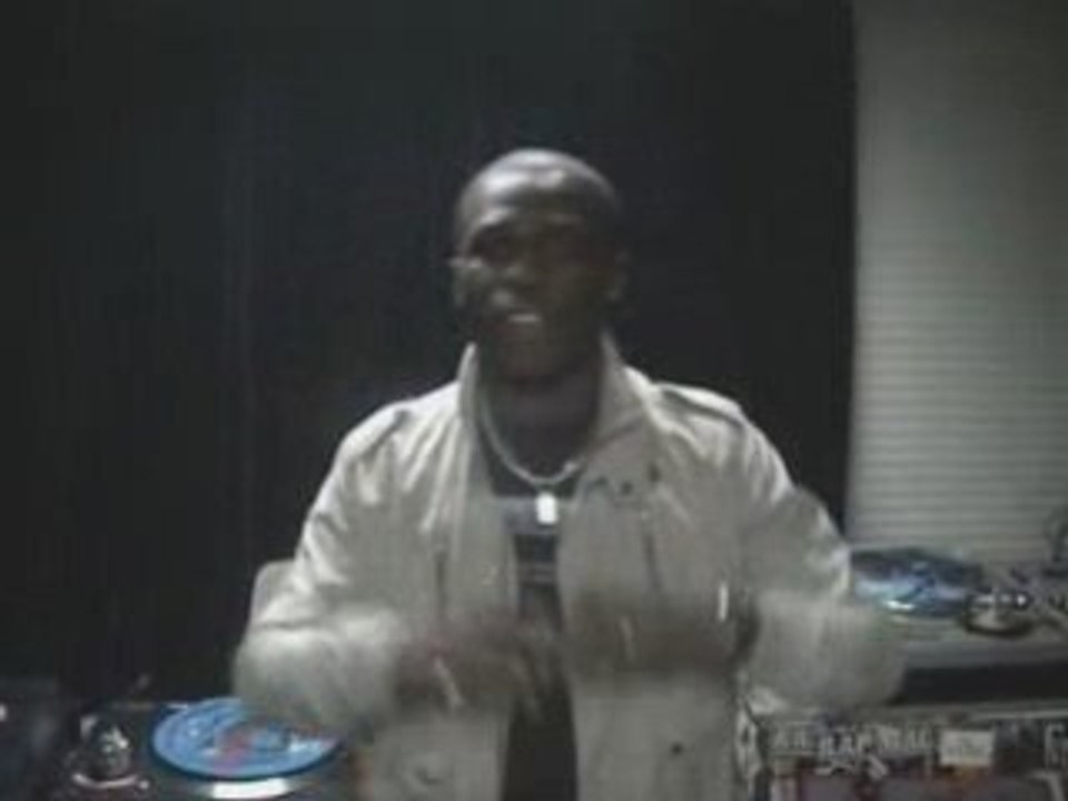 AMASS FEAT TAPE OFFI