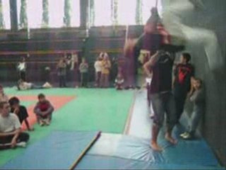 j'ai testé pour vous ( des Judoka  qui danse le hip hop )