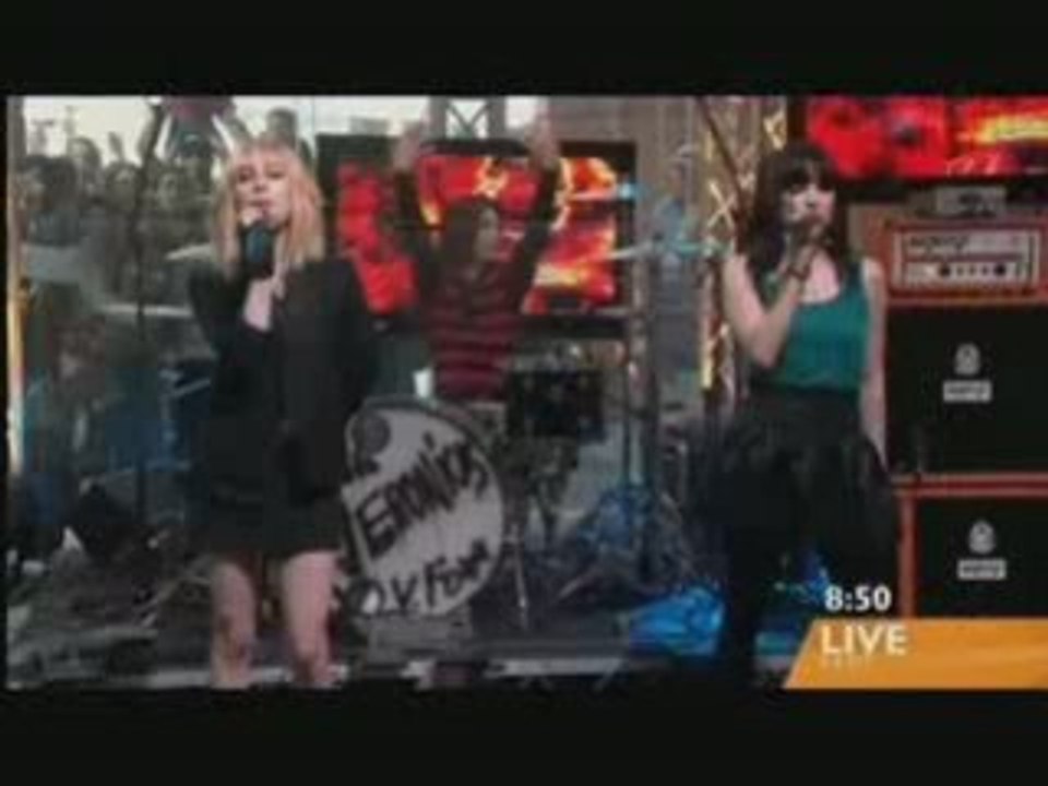 Veronicas -Popular@Sunrise
