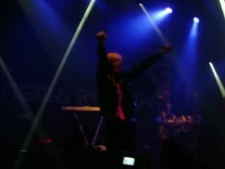 How does it feel concert cinema bizarre