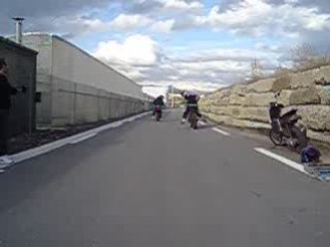 départ arété mach-g hebo vs derbi pro race