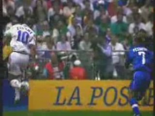 Zidane Amazing Skills Compilation