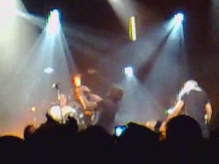 Guerilla Poubelle au BBC ( l'école de la rue )