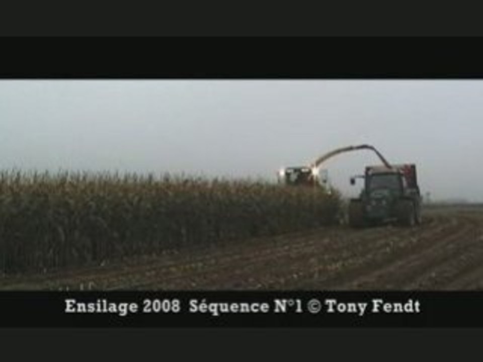 Ensilage de Maïs 2008.. Séquence N°1 Par Tony Fendt
