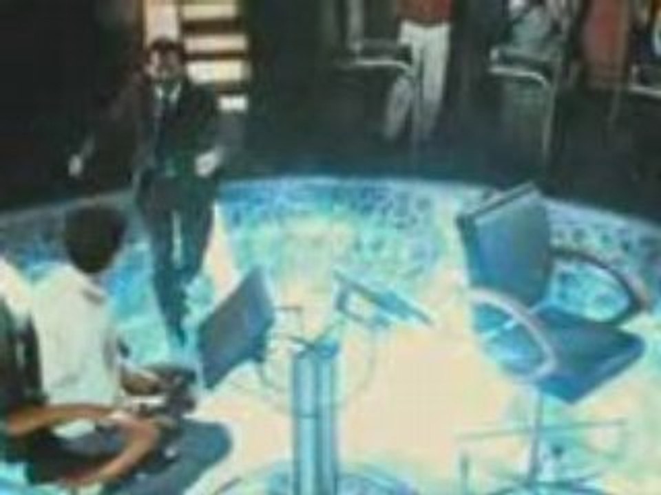 "Slumdog Millionaire" Trailer