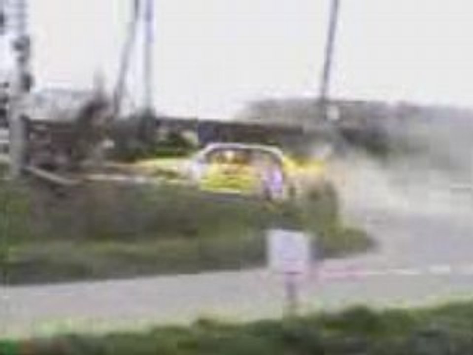 Flament BMW M3 TOUT EN GLISSE A UNE EPINGLE