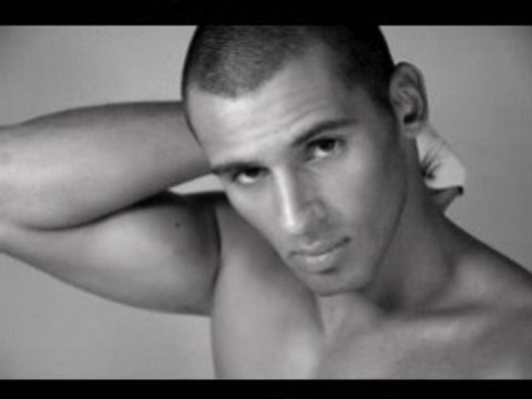 S K I N S 2009 © Jean Philippe Raibaud 2008