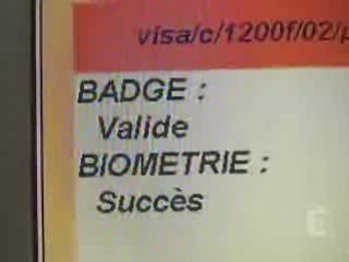 System de surveillance des humains la puce sous cutanné