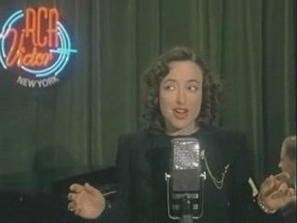 Alys Robi - Laissez moi encore chanter