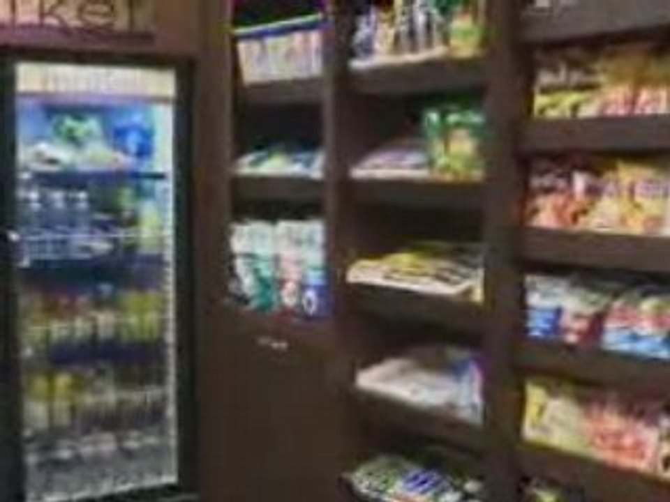 Courtyard by Marriott Toronto Downtown Video Tour