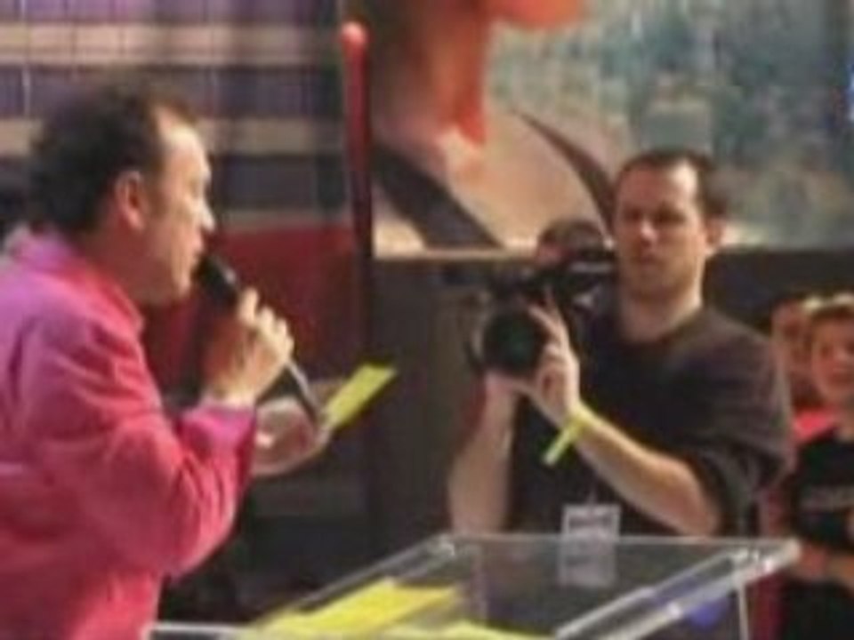 Micromania Game Show Julien Lepers Partie 4>4  Game Attitude