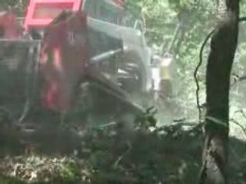 TAKEUCHI TIMBERCOOP TL150 broyage forestier