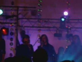"Alleluia" chanté par le groupe Maranatha à Holywins