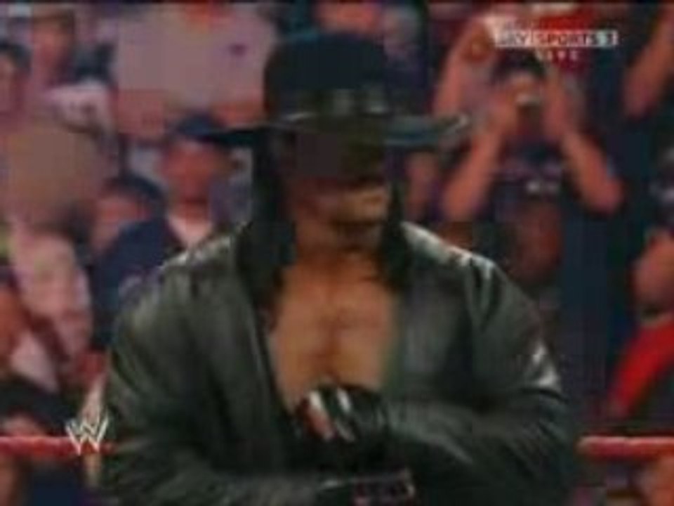 Monday Night Raw 11/3/08 Part 16/23
