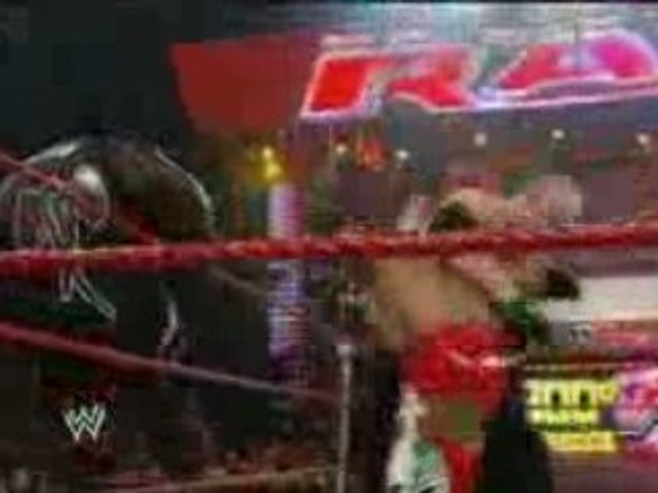 Monday Night Raw 11/3/08 Part 19/23