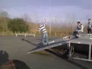 Chris en mode skateur