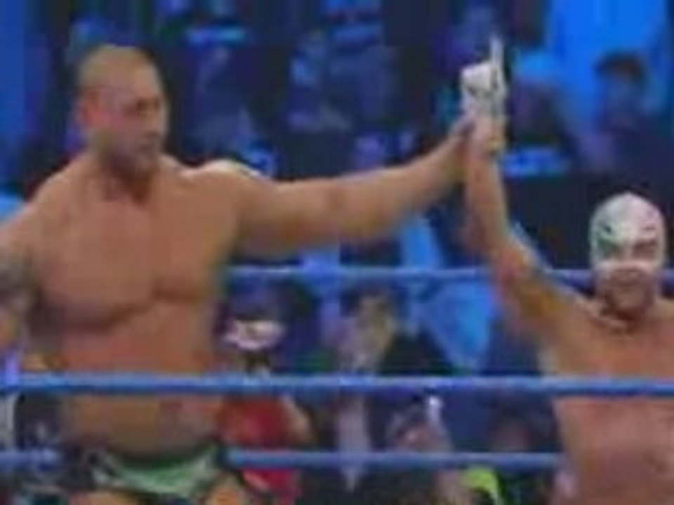 Rey__amp__Batista_Team_Up_For_The_Show__Wii_