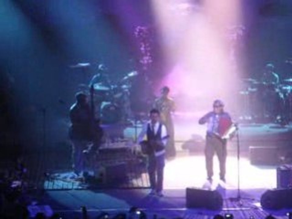 christophe mae en acoustique à lille le 1 nov 2008    (7)