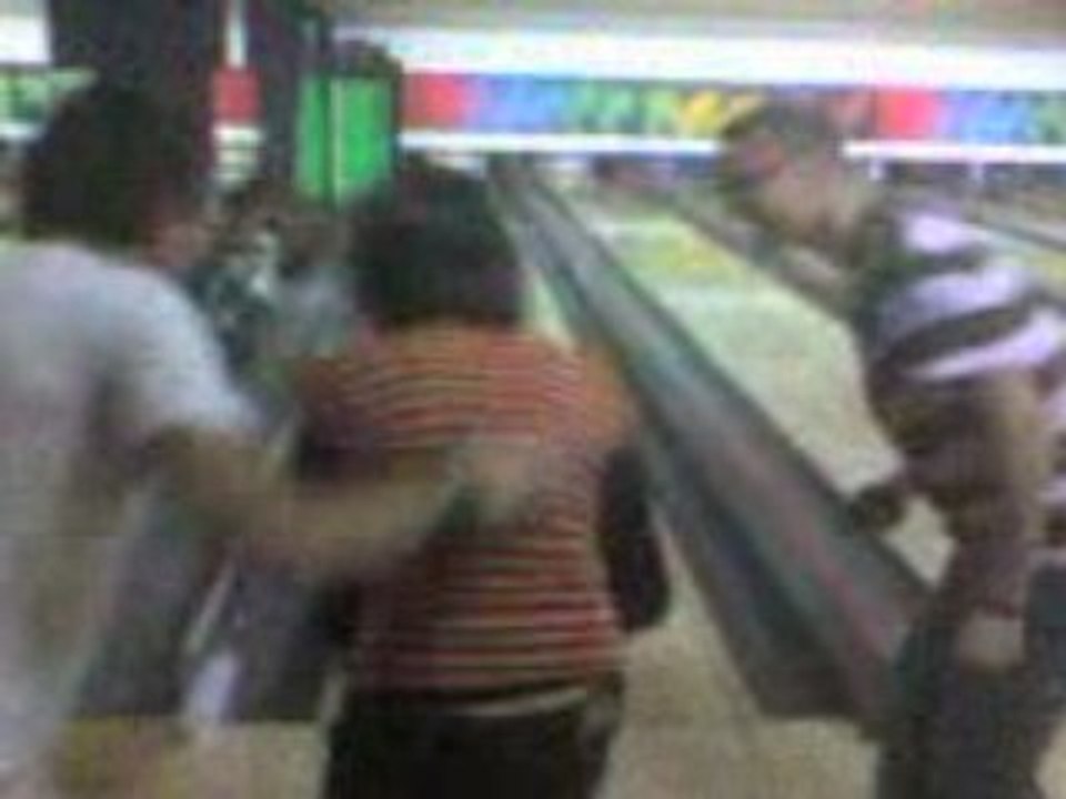 Cindy au bowling...