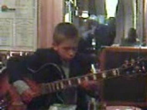 JAZZ MANOUCHE Jéphté Falck 9ans guitare boogie