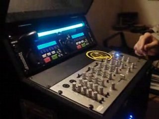 voici une video de dj lolo il peut vous faire des soirées