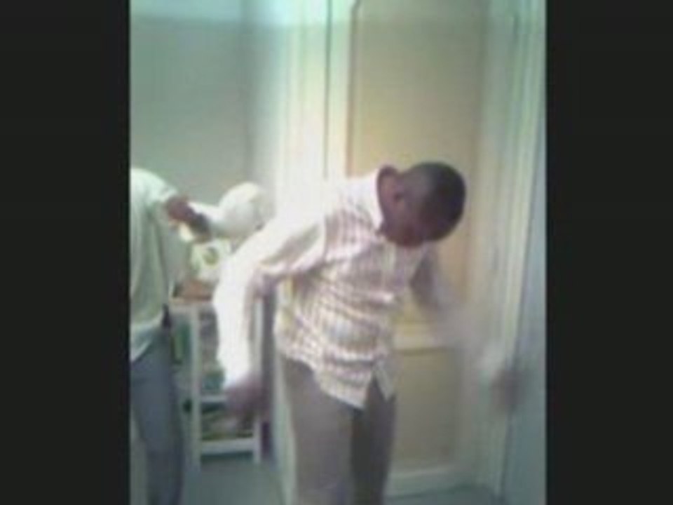 temps present  MOGROSSO ET LEVI GOMES