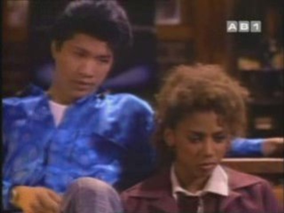 21 Jump Street - 1x06 - La Plus Mauvaise Soirée De Votre Vie