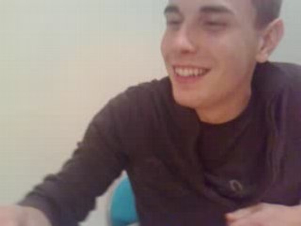 c'est moi ou c'est pas moi?!....oui la prostipute c'est toi!