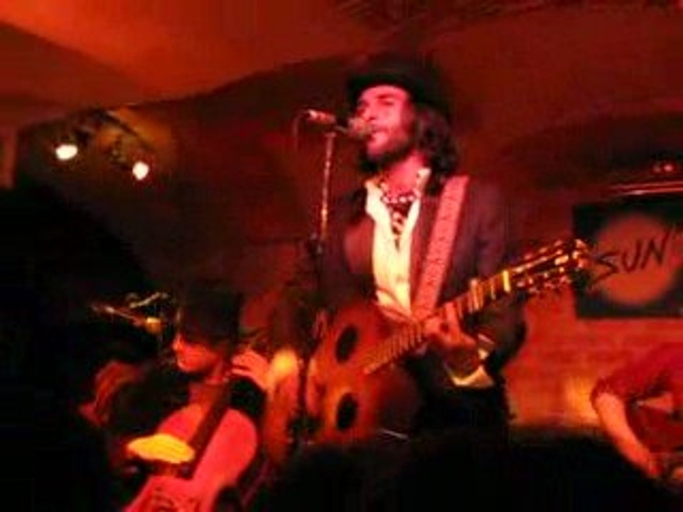 Yodelice "Sunday with a flu"concert le 30.11. Sunset à Paris