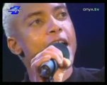Terence Trent D'Arby - Holding On To You (Live)