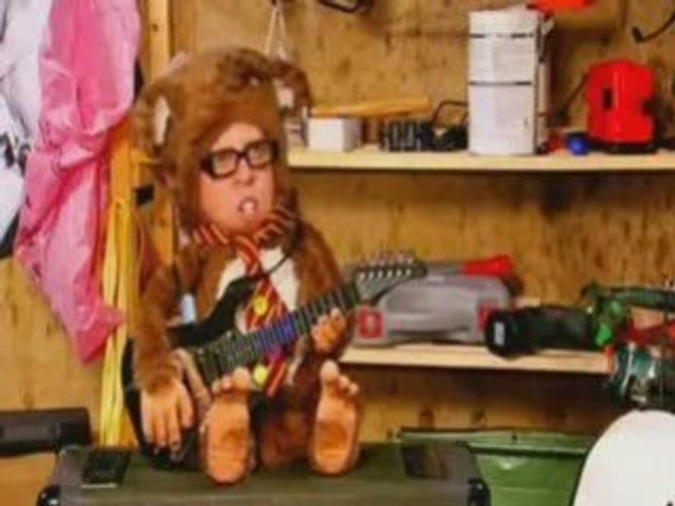 Charlie Simpson et l'ours de Bo Selecta