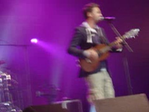 va voir ailleurs chris au concert de l'avesnois