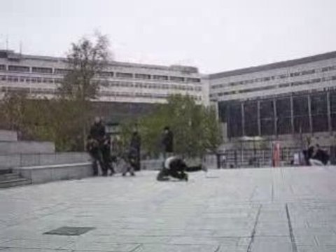 Mike Mo Capaldi Switch Flip Paris-Bercy 5 Blocs
