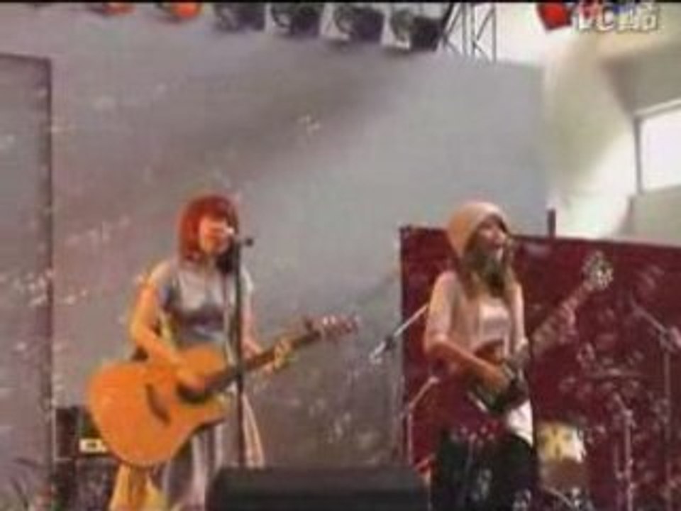 丁香晓晓 - Nai nai 奈奈 Live