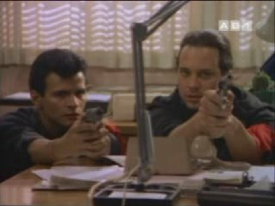 21 Jump Street - 1x07 - Adieu Jenco part2