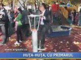 Huta-huta, cu primarul