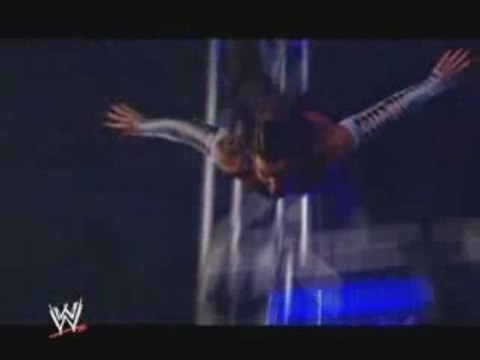 Fake Swantom Bomb from Jeff Hardy to Randy Orton