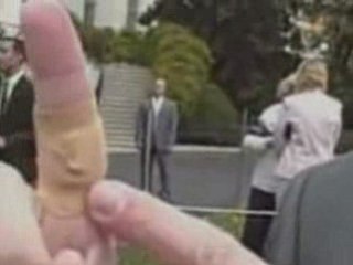 President Bush's dog Barney bites a reporter