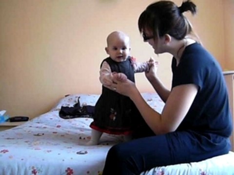 Nina danse sur les bb brunes, sa chanson préférée